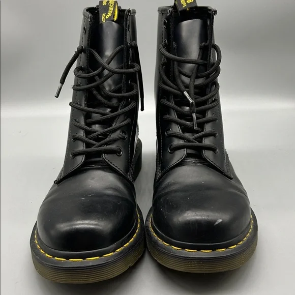 Like new Dr Martin AirWair 11821 Women Hi Leather Boots Black - Picture 3 of 9